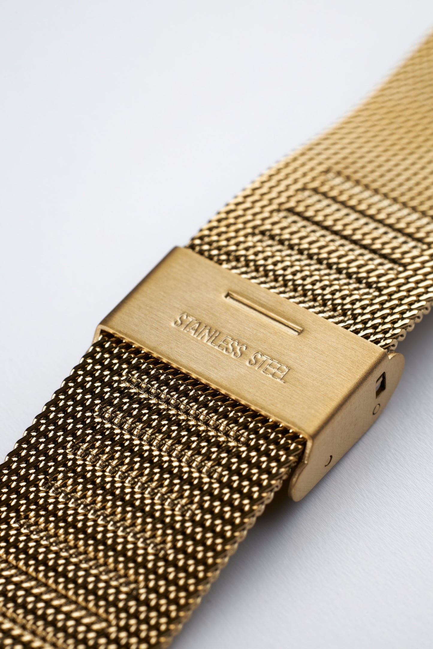Mesh Strap - Gold